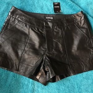BEBE BLACK LEATHER SHORTS size 00 NWT